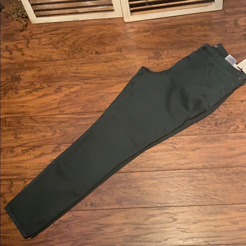 NWT NYDJ legging